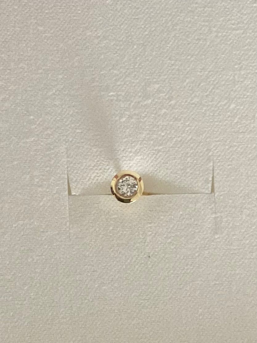Boucles d'oreille: Herren oder Damen Ohrstecker 18K, zum Schrauben – D'occasion à Eggersriet par Menara