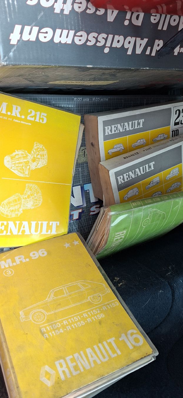 Libri: originale Renault Rep.anleitungen,ca.50 Bände, div.Modelle – Usato da Bonstetten venduto da brischa50 4
