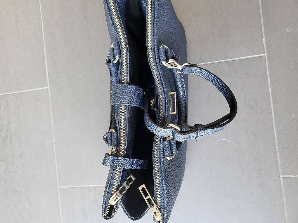 Borse da donna: Tasche - guter Zustand 40x28 cm gratis – Usato da Rheinfelden venduto da taentscha 1