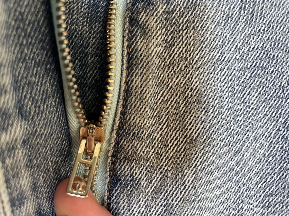 Chanel Jeans: Jeans von Chanel – Usato da Steg VS venduto da joa_k2b8 6