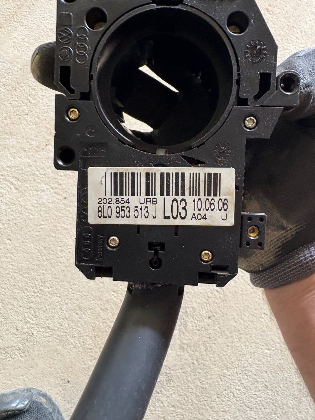 Audi Tutti pezzi di ricambio auto: Audi A3/S3 8L Lenkstockschalter – Usato da Madiswil venduto da Ivan1706 2