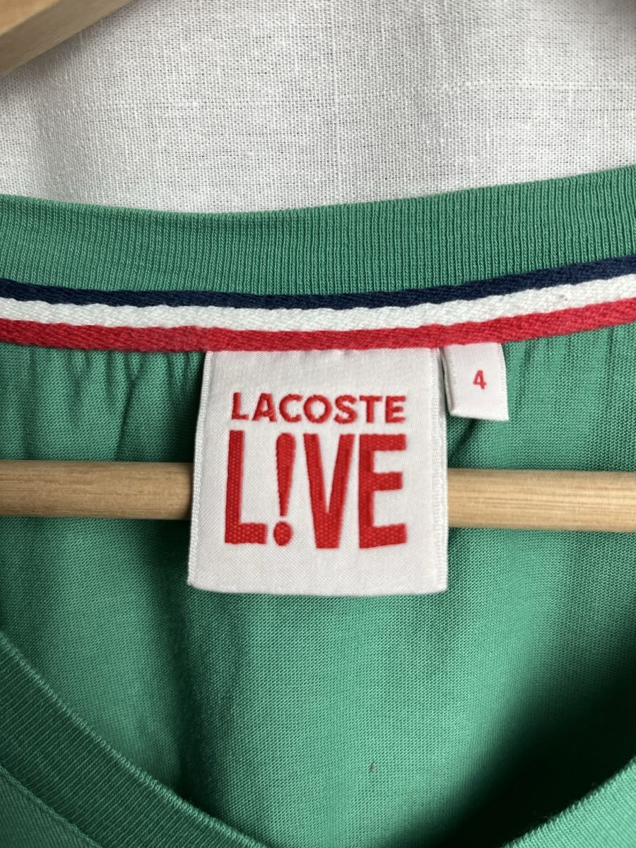 Lacoste T-shirt: T-shirt Lacoste vert foncé – Nuovo (secondo la descrizione) da Les Avanchets venduto da lunedeneige.shop 2