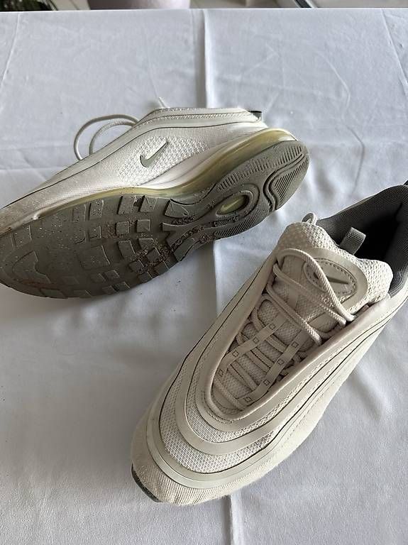 Chaussures hommes: Nike Air Max 97  Grösse 44 – D'occasion à Schlieren par gue_m9qk 1