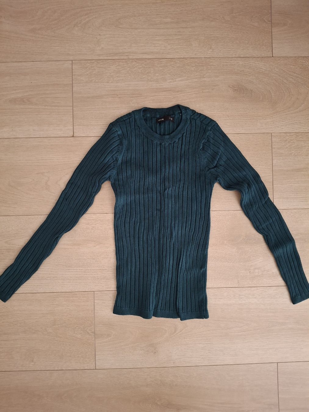 Top: Haut bleu marine – Usato da Ecublens FR venduto da kla_th5j 1