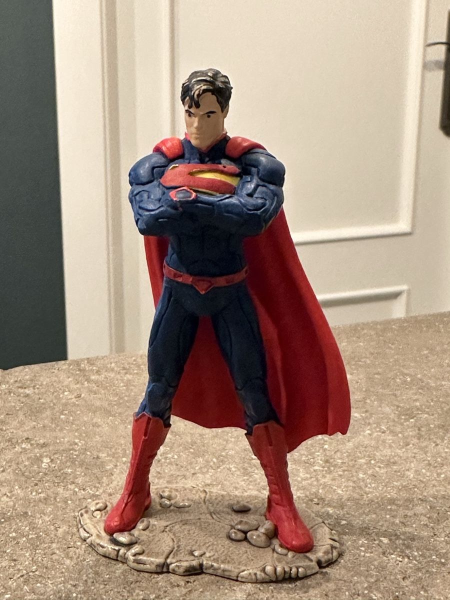 Figuren: Superman Figur DC Comics, ca. 11cm gross, Top Zustand – Gebraucht aus Zürich von yvonne.knoblauch