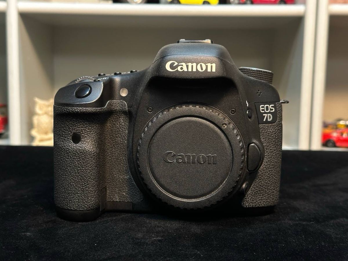 Canon Fotocamera: Canon EOS 7D Spiegelreflexkamera DFEKT  – Difettoso da Wädenswil venduto da HobbyZimmer