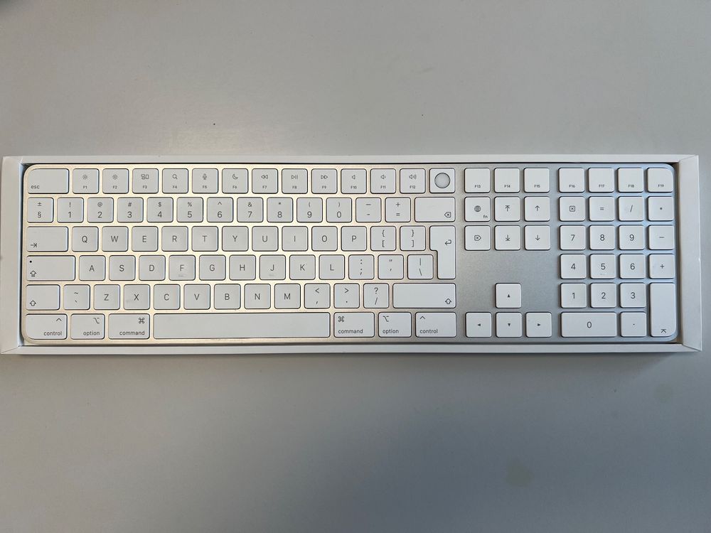Magic Keyboard mit Touch ID und Ziffern­block- EN Int (Gebraucht) in ...