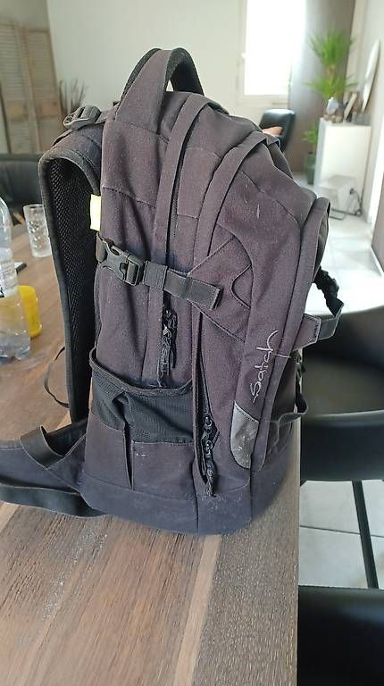 Satch Borse & Zaini: Satch Schulrucksack schwarz – Usato da Feusisberg venduto da due96 2
