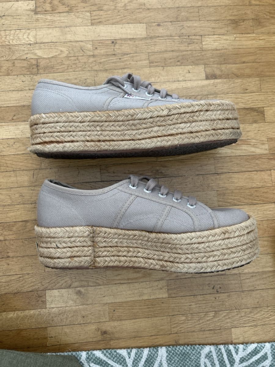 Superga Scarpe da donna: Superga Sneakers Plateau Gr. 38 – Usato da Winterthur venduto da Guizza93 2