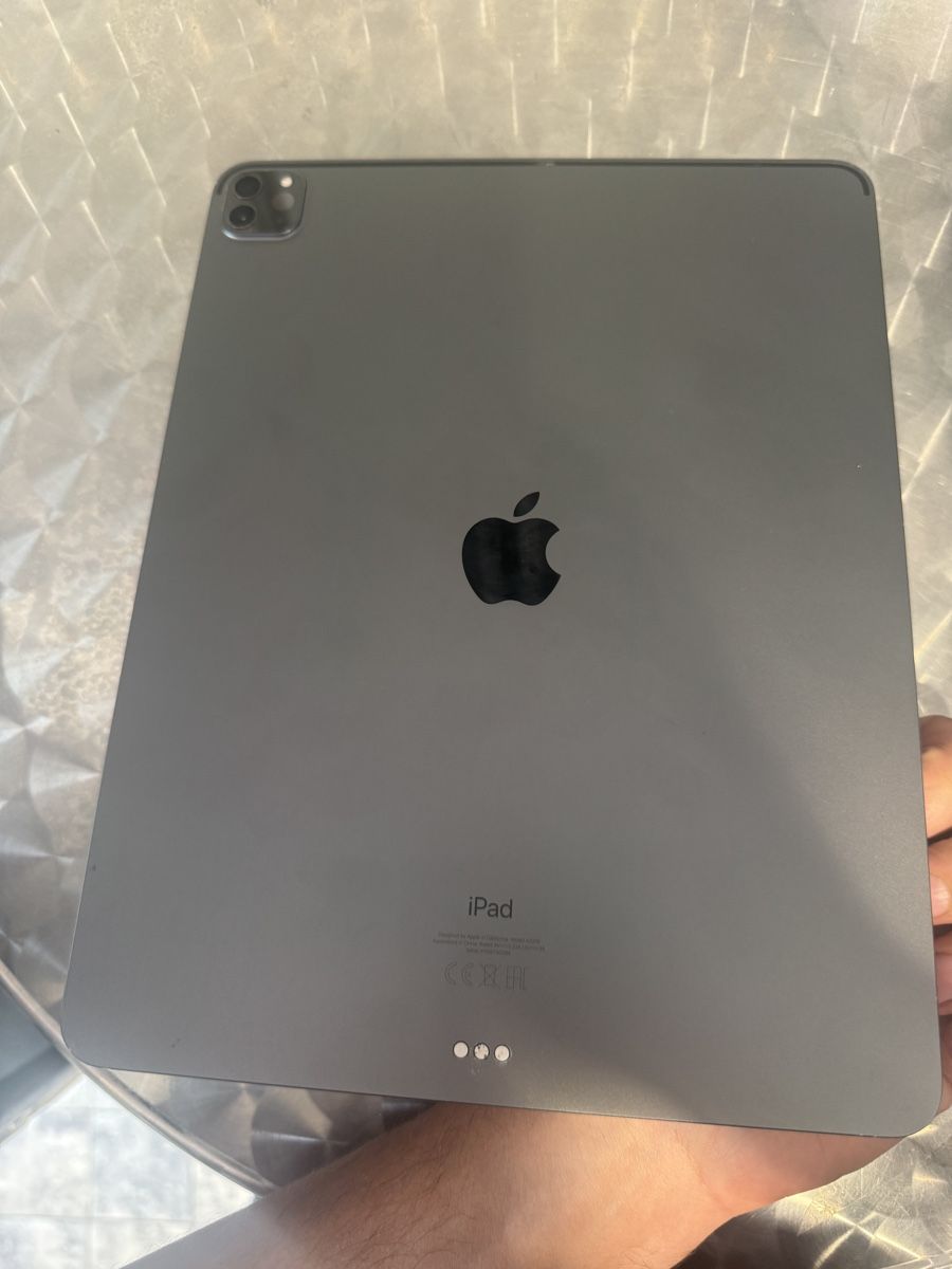 Apple Tablet PC: iPad Pro 12.9" 5ème génération 256GB gris sidéral – Difettoso da Bern venduto da Picatcho 4
