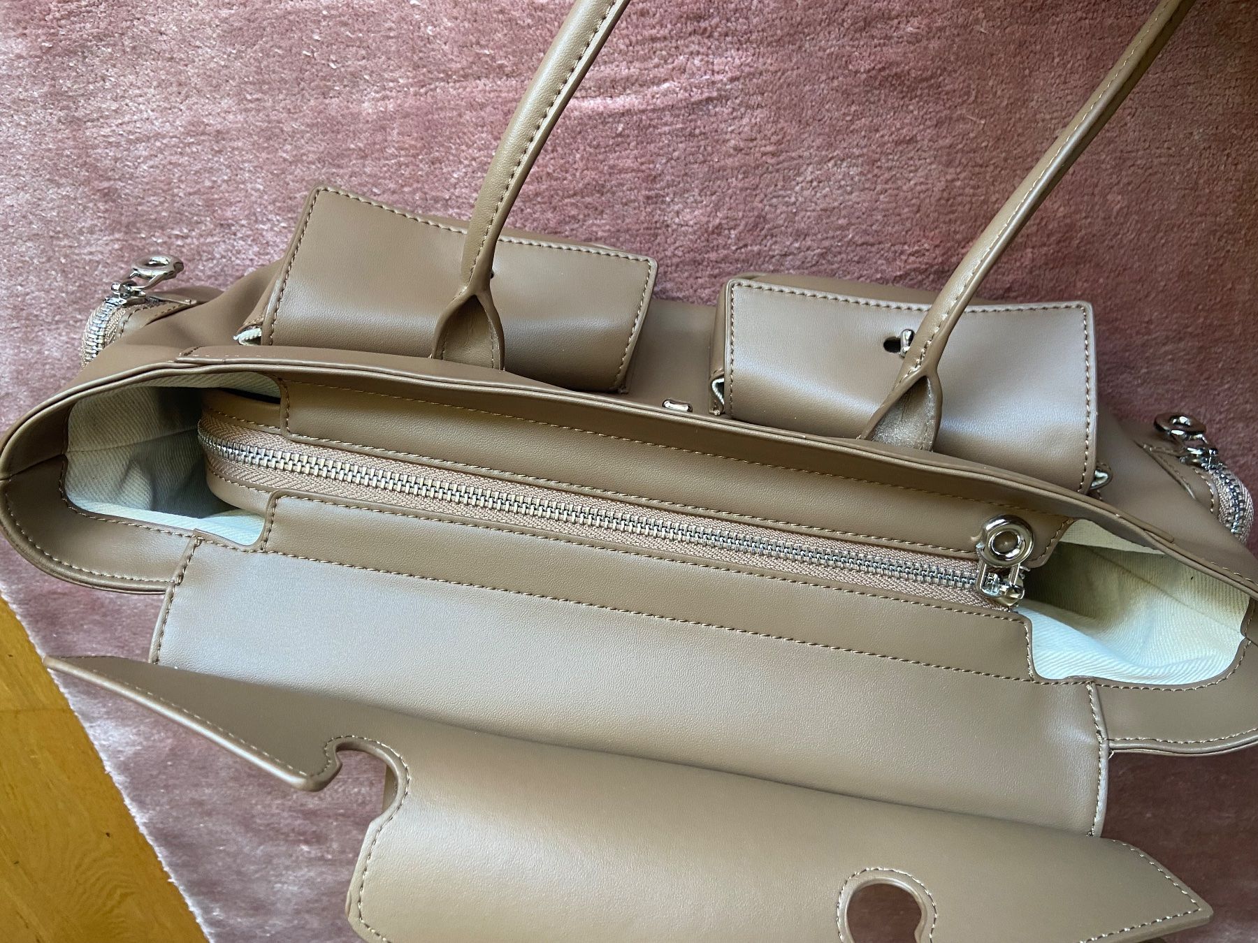 Borse da donna: Tasche in beige – Nuovo (secondo la descrizione) da Ostermundigen venduto da Natalia1973 2