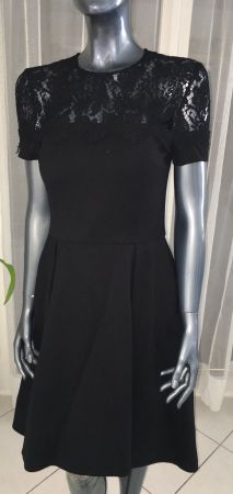 EWA HERZOG KLEID MIT SPITZE GR. 36