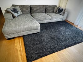 Bequemes Sofa inkl. Kissen