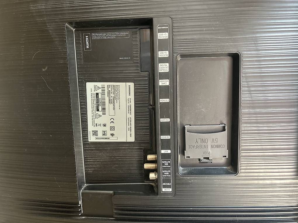 Samsung Fernseher: Samsung 55", Q6 Bildschirm defekt – Gebraucht aus Sulgen von Linmon07 4