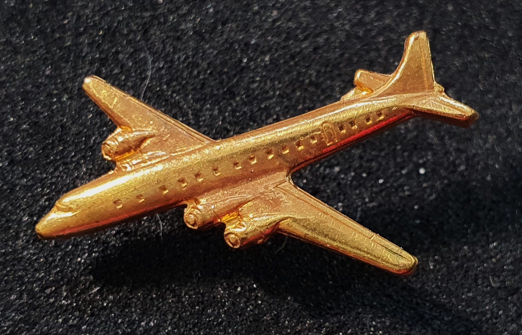 Placchette & Badge: BB068 - Pin Reversknopf  Altes Flugzeug 1950er – Usato da Reinach BL venduto da Boston-Verkauf