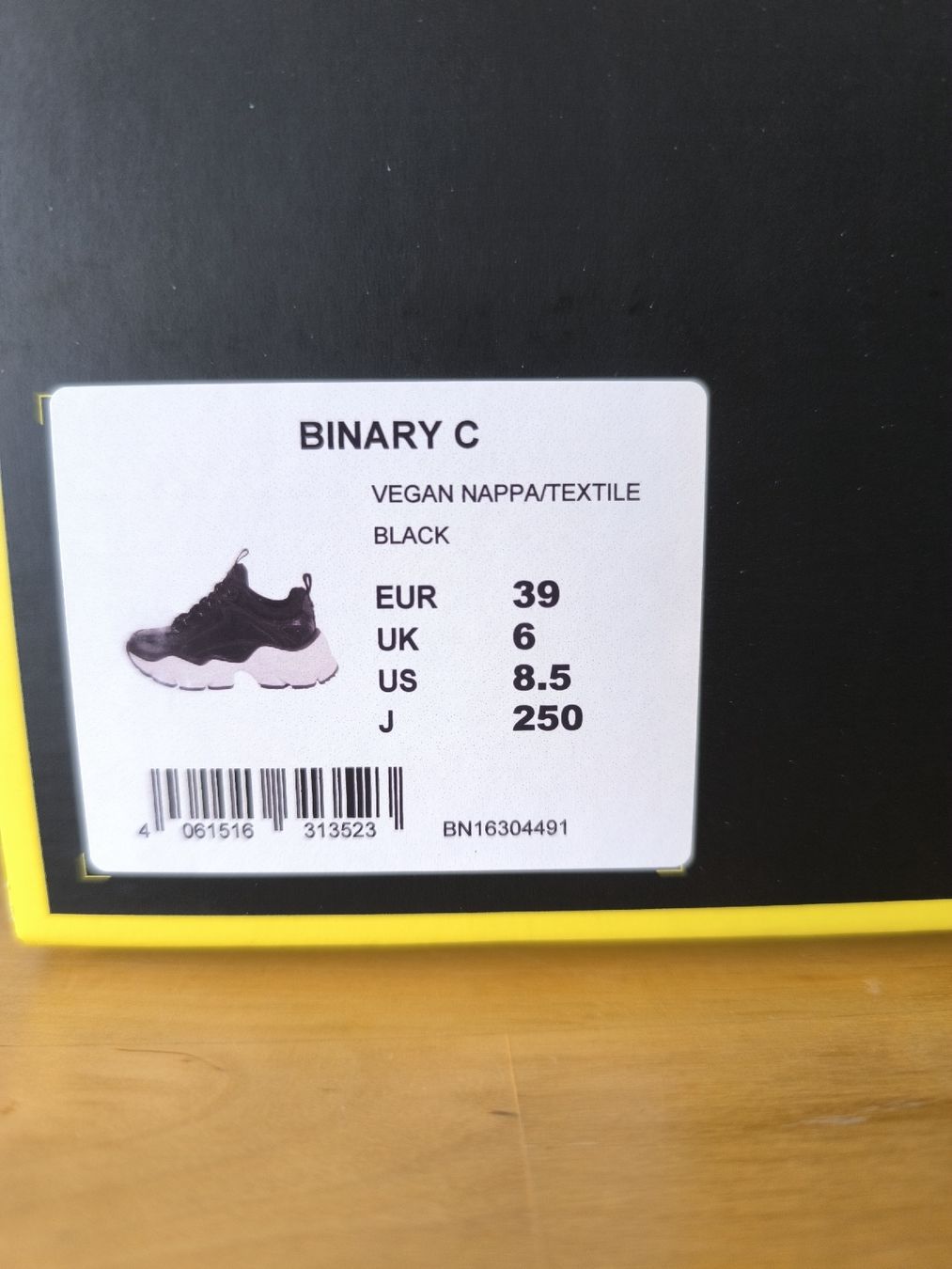 Buffalo Scarpe da donna: Buffalo Binary C Sneaker Schuhe Schwarz Gr.39 Neu Vegan – Nuovo e nell'imballaggio originale da Bern venduto da Nessli 3
