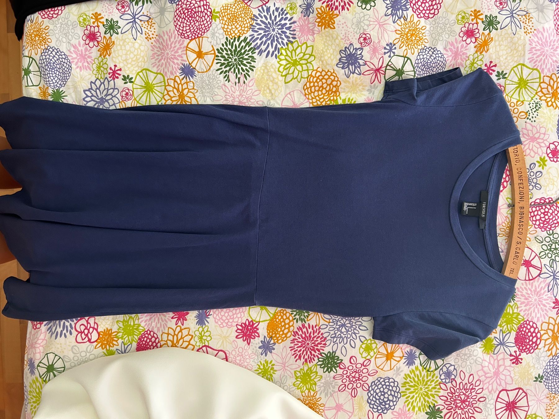Robes: Kleid – D'occasion à Kilchberg ZH par Valentinastoira1