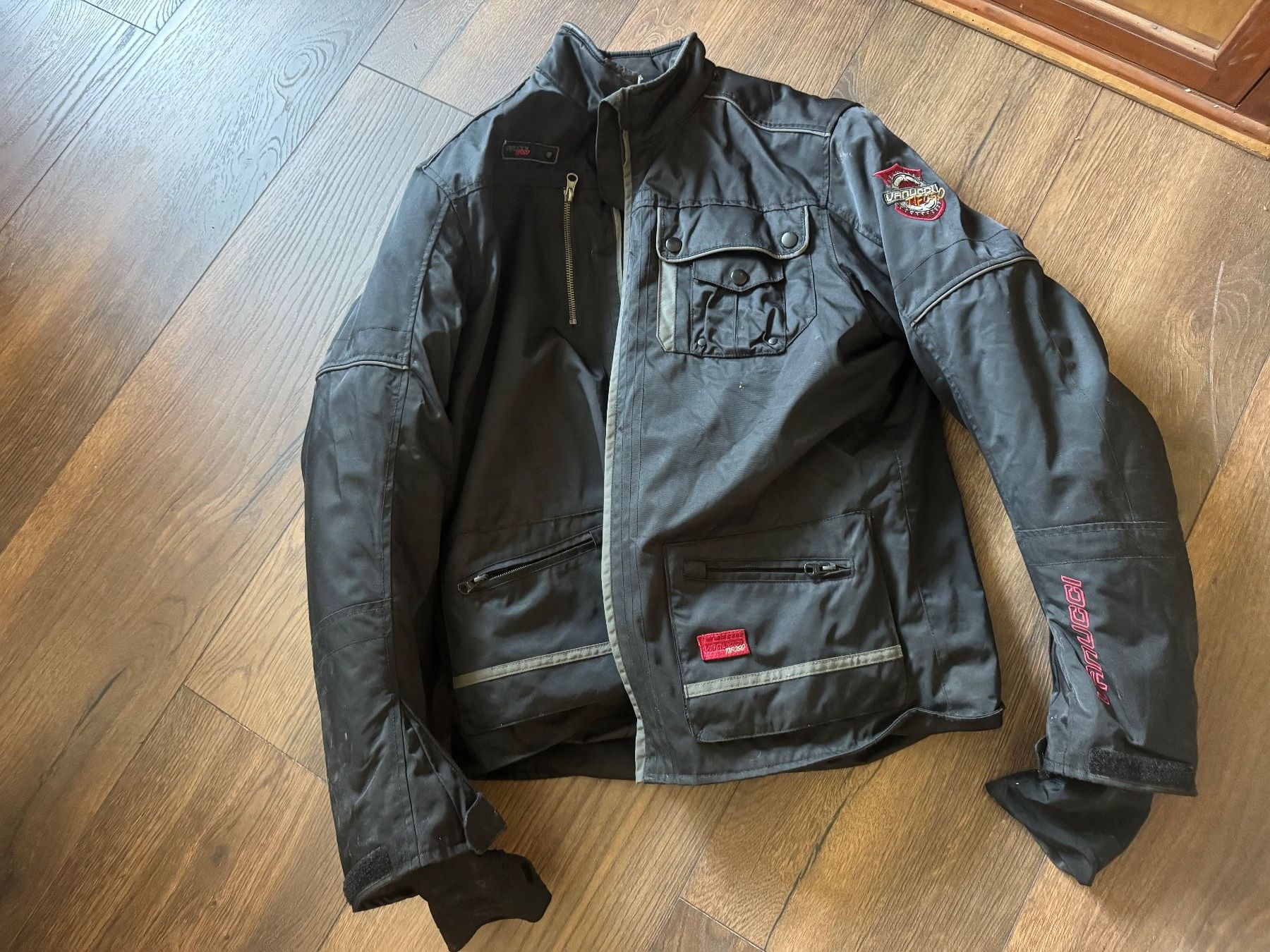 Vanucci Jacken: MOTORRAD JACKE MIT INNENFUTTER VON VANUCCI – Gebraucht aus Balterswil von MR_FEELGOOD 1
