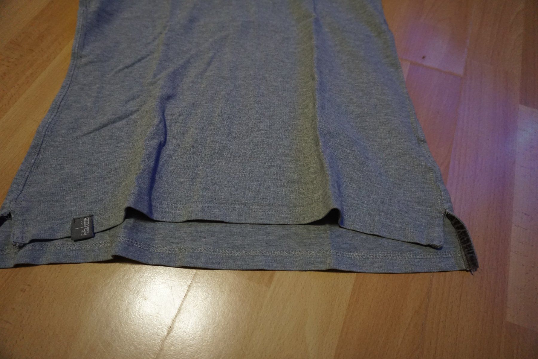 Felix Bühler Magliette Polo: Felix Bühler Polo Shirt Grau, Gr.M – Usato da Zürich venduto da einalemjena 1