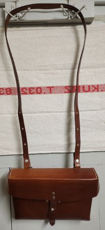 Schweizer Armee Leder Kartentasche Meldetasche R. Beerli 78 