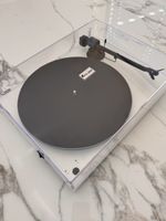 Pro-Ject T1 SB Plattenspieler weiss guter Zustand