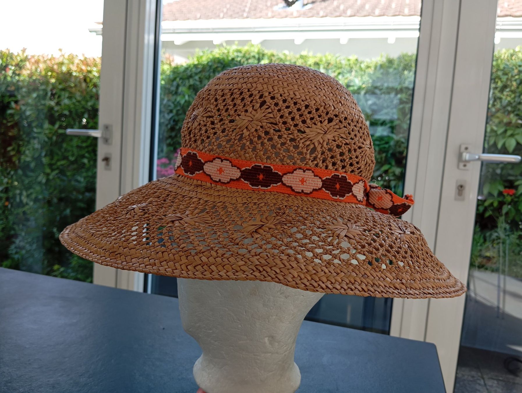 Copricapi, berretti & cappellini: Antiker Damen Sommerhut Gr. 56 – Usato da Oberägeri venduto da baerghuus 1