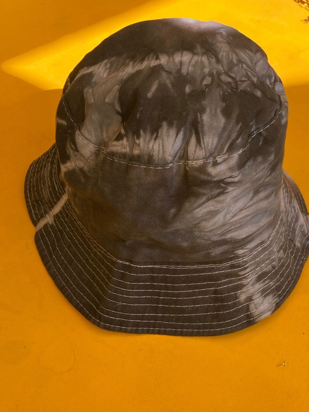 Hüte, Mützen & Caps: Bucket Cap KUNSTHALLE Bern – Gebraucht aus Zuerich von 1916Dada 1