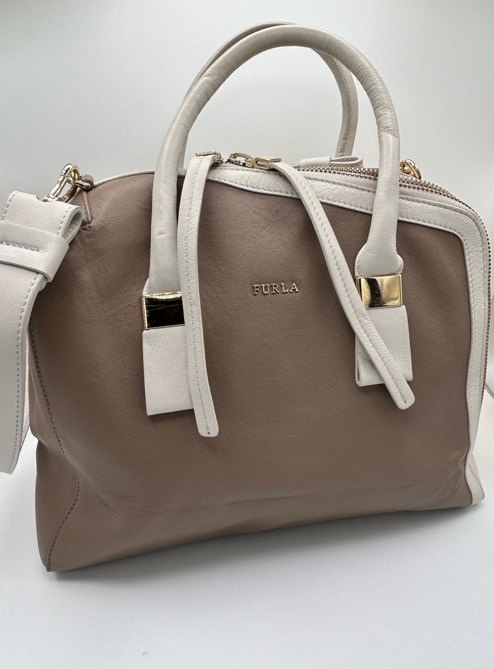 Furla Taschen für Damen: Furla Handtasche – Gebraucht aus Turgi von dewi2003