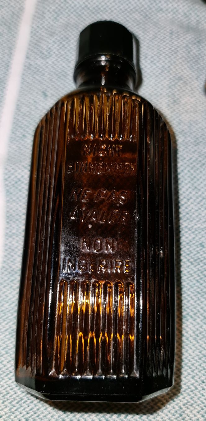 Accessori da laboratorio: Bouteilles de pharmacie / lot. – Usato da Cortaillod venduto da signep 2