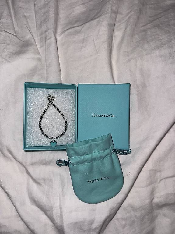 Colliers: Tiffany & Co – Neuf avec emballage d'origine à Küsnacht ZH par Lia2705