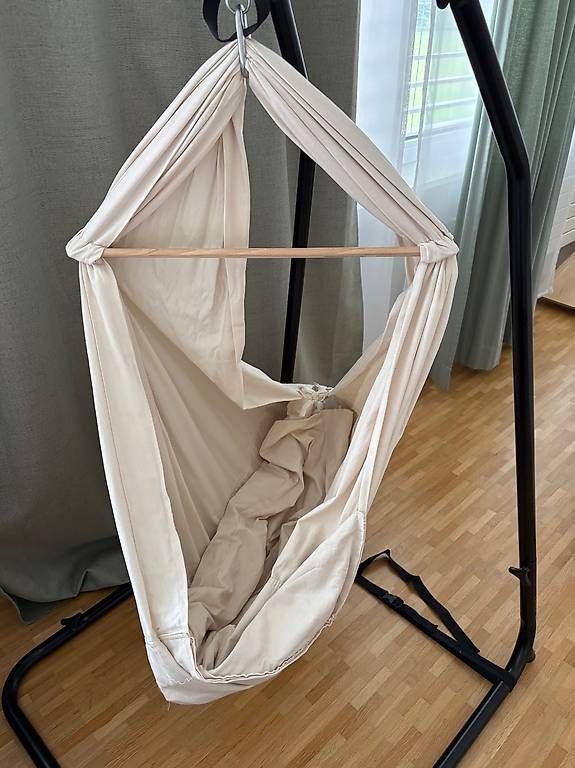 Sdraiette & Sdraiette a dondolo: Federwiege Dondolo mit Gestell und Motor – Usato da St.Gallen venduto da annina.strittmatter 1