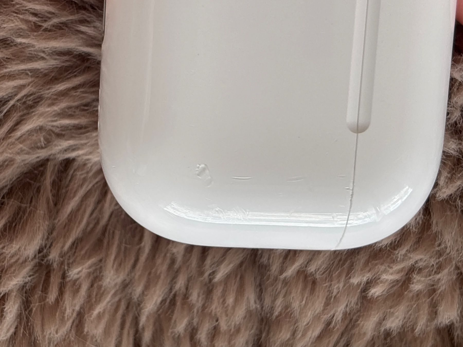 Apple Caricabatterie: Apple AirPods Pro 2 Case – Usato da Châtelaine venduto da Cedricgbj 4