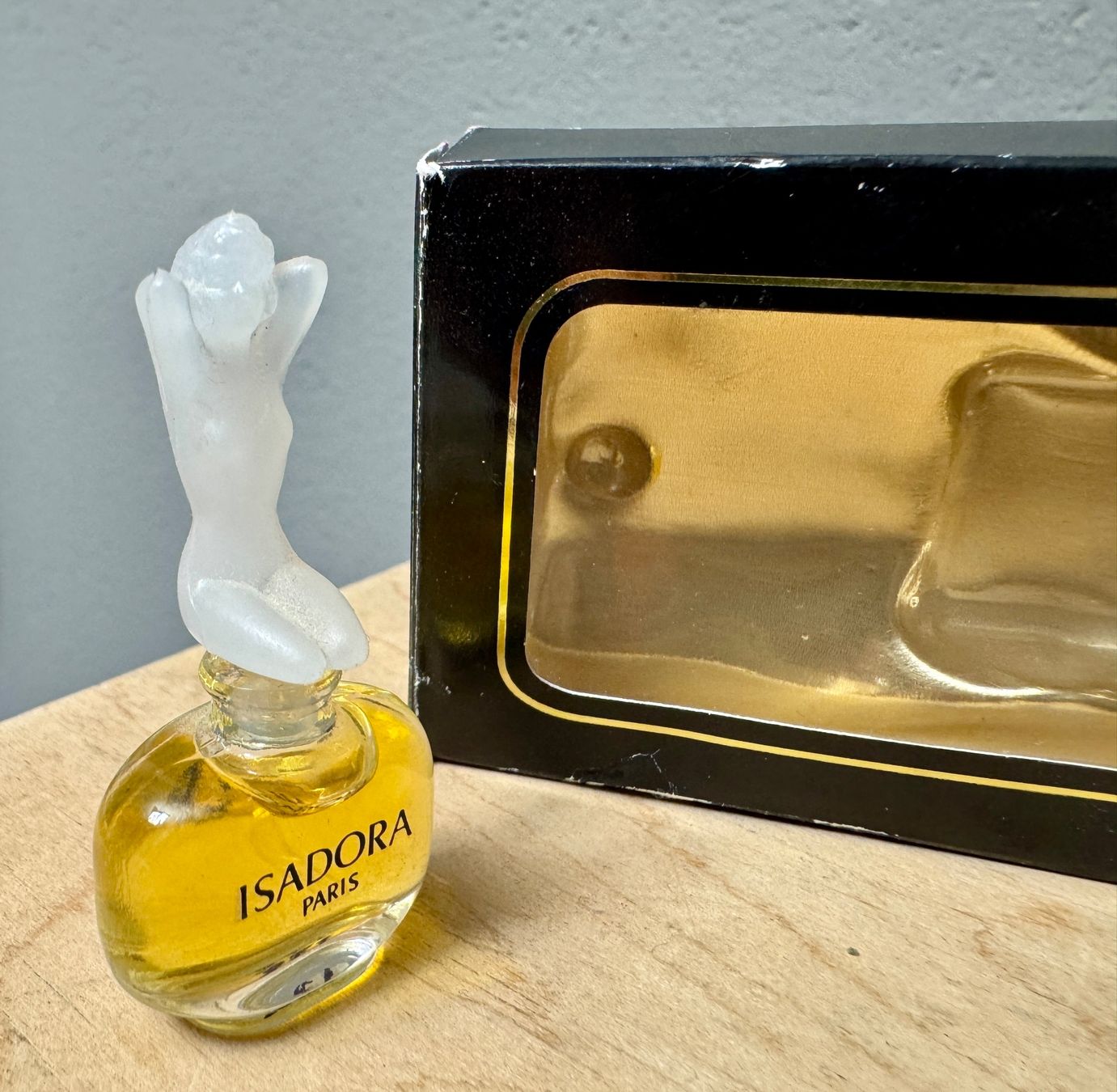 Profumi & Eau de Toilette: ISADORA - PARFUM-MINIATUR - vintage! – Usato da Rothrist venduto da Luckywinner 2