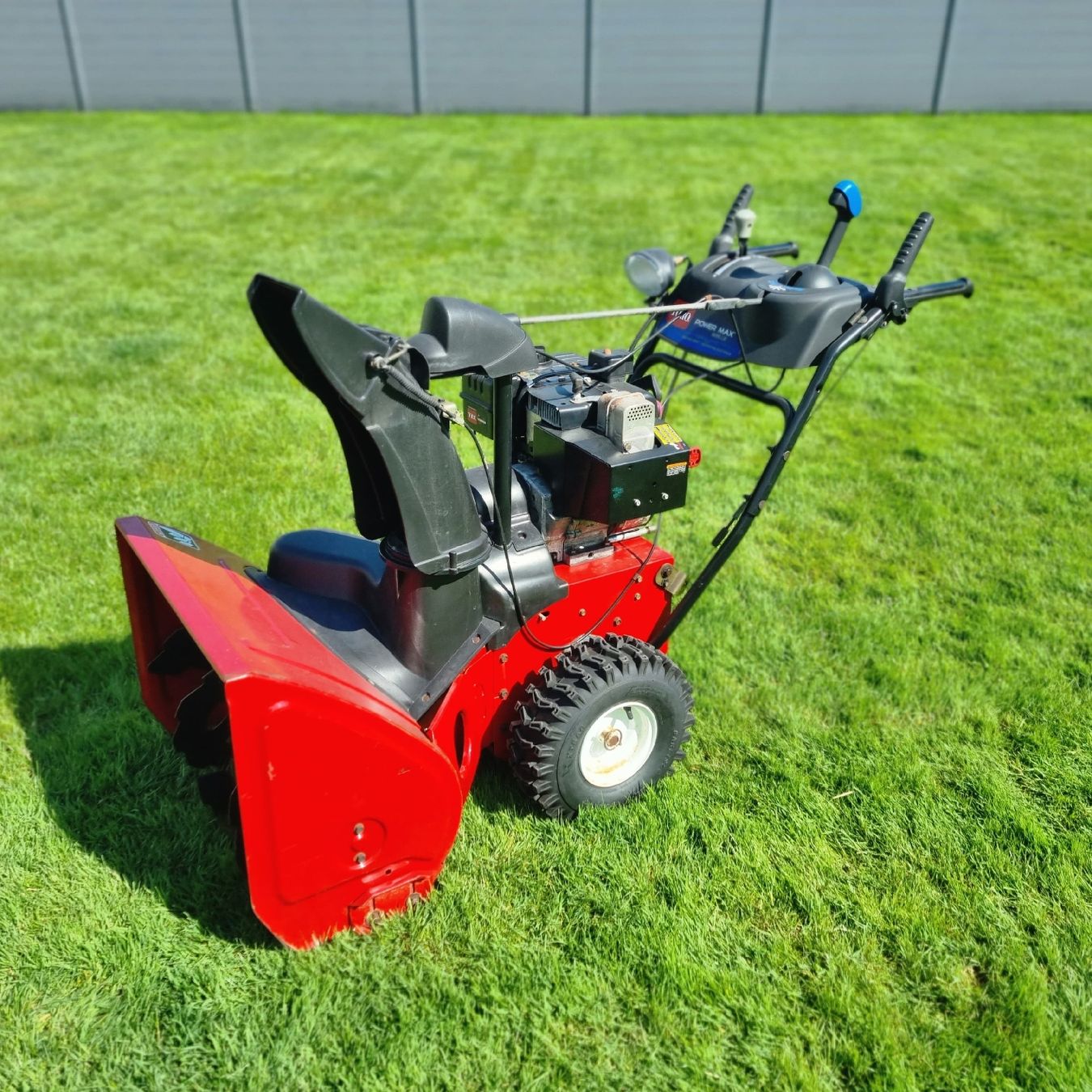 Toro Sgombero neve: Snowblower - Toro Powermax 826 Le – Usato da Bellevue venduto da AultN 2