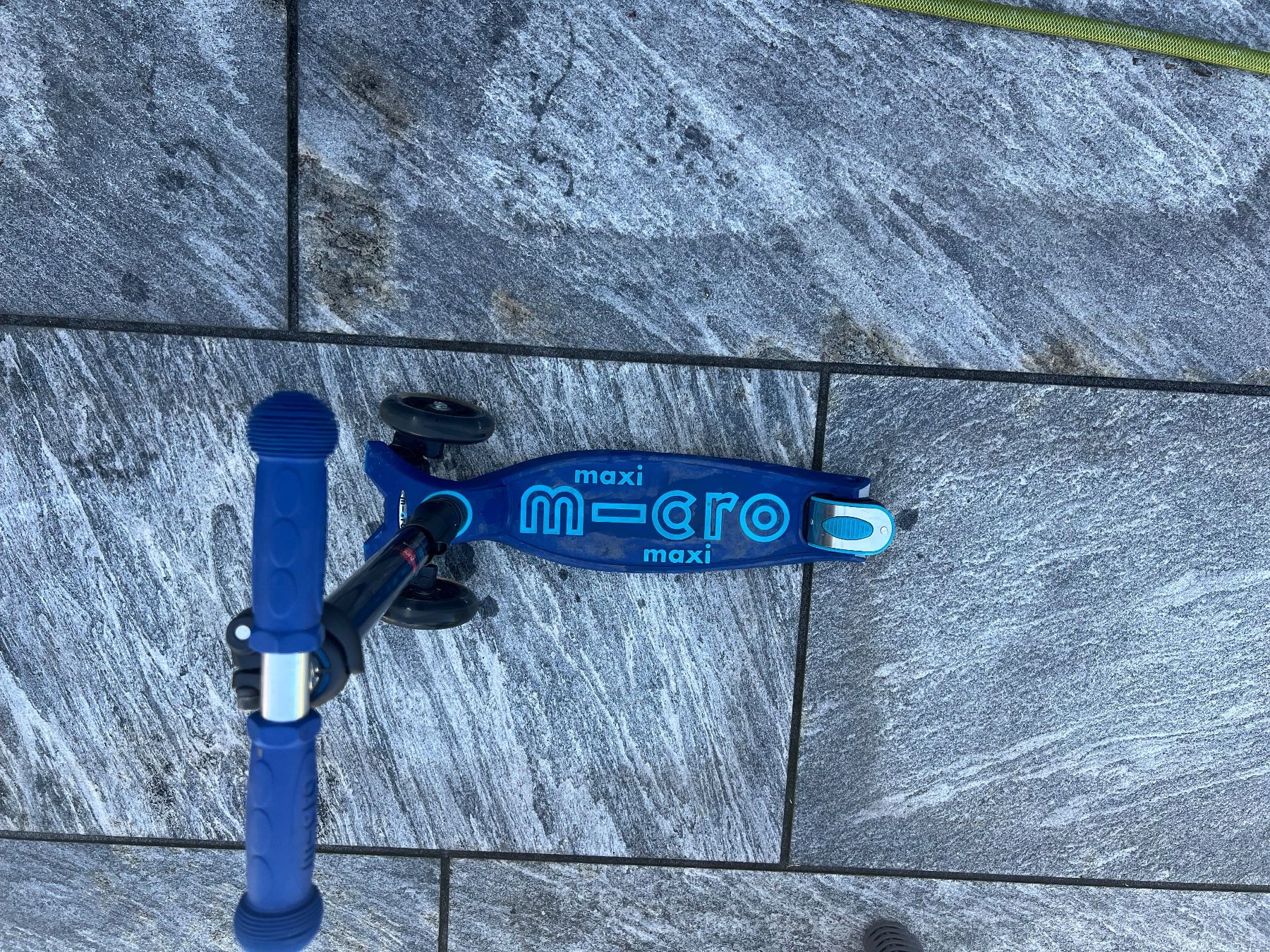 Micro Kickboard: Roller Micro Maxi in blau, gebraucht – Usato da Küssnacht am Rigi venduto da Duliyshop111 5