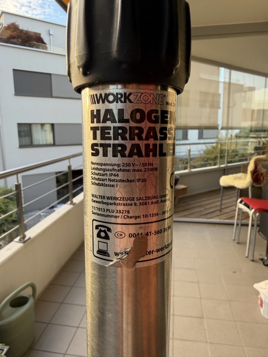 Radiatori: Standing patio heater with integrated table acceptable – Usato da Lachen SZ venduto da luc_r98n 1