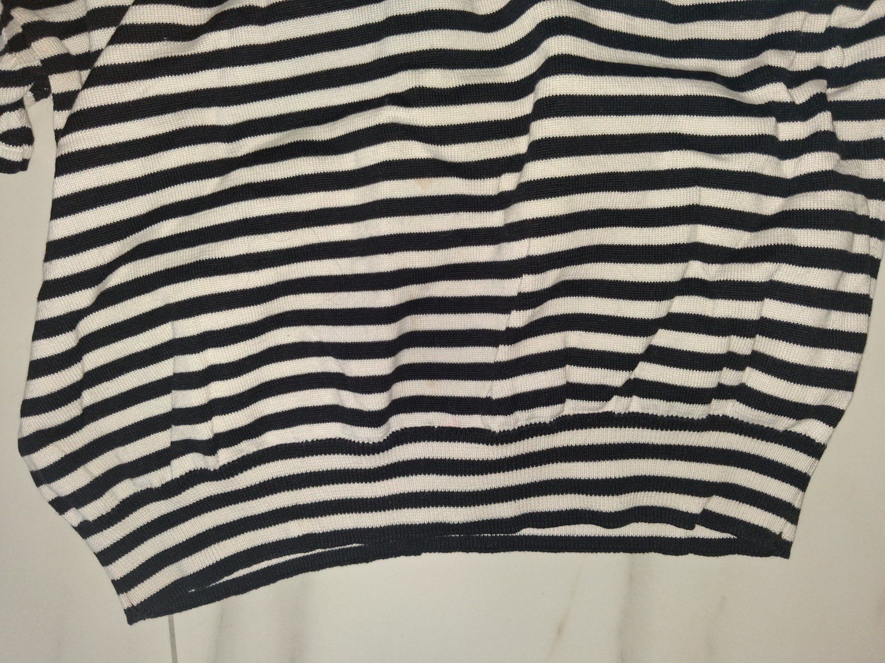Escada Blusen: ESCADA Bluse Pulli – Gebraucht aus Wetzikon ZH von med_2y76 2