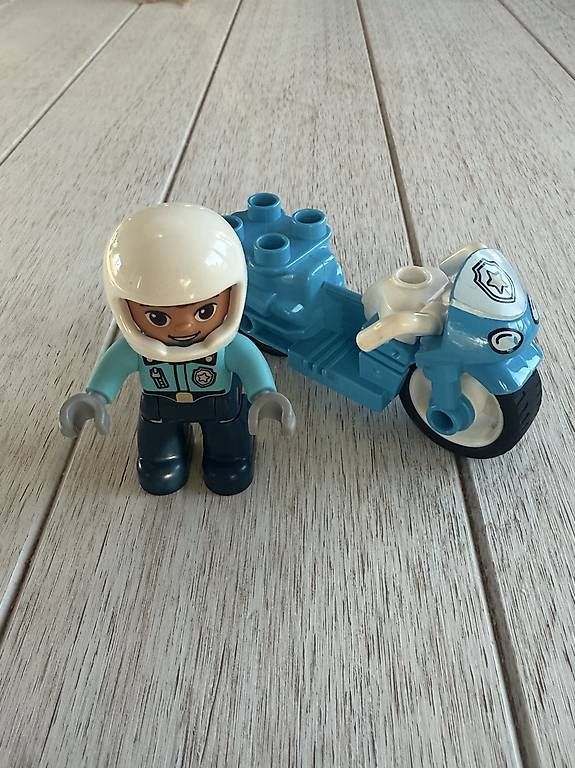 Lego Spielzeuge: LEGO DUPLO Polizeimotorrad – Neu (gemäss Beschreibung) aus Wilen b. Wollerau von chocolady 2