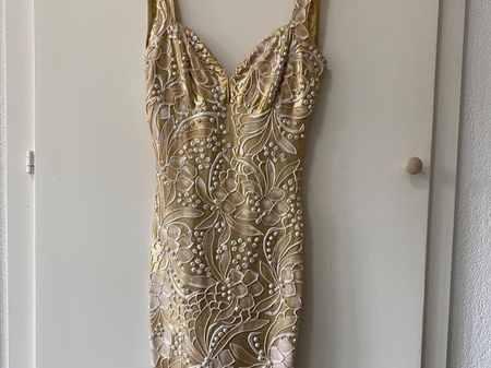 Robe de soirée dorée – élégante – idéale fêtes taille S/M