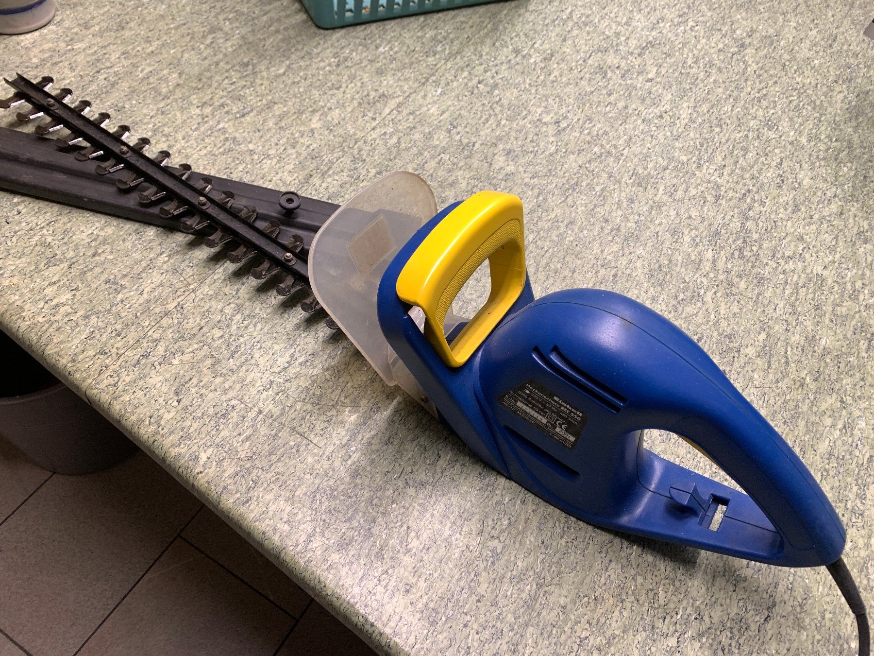 Einhell Tutti gli attrezzi: Einhell Heckenschere, Royal HEC550  wenig gebraucht – Usato da Rickenbach SZ venduto da Frickler