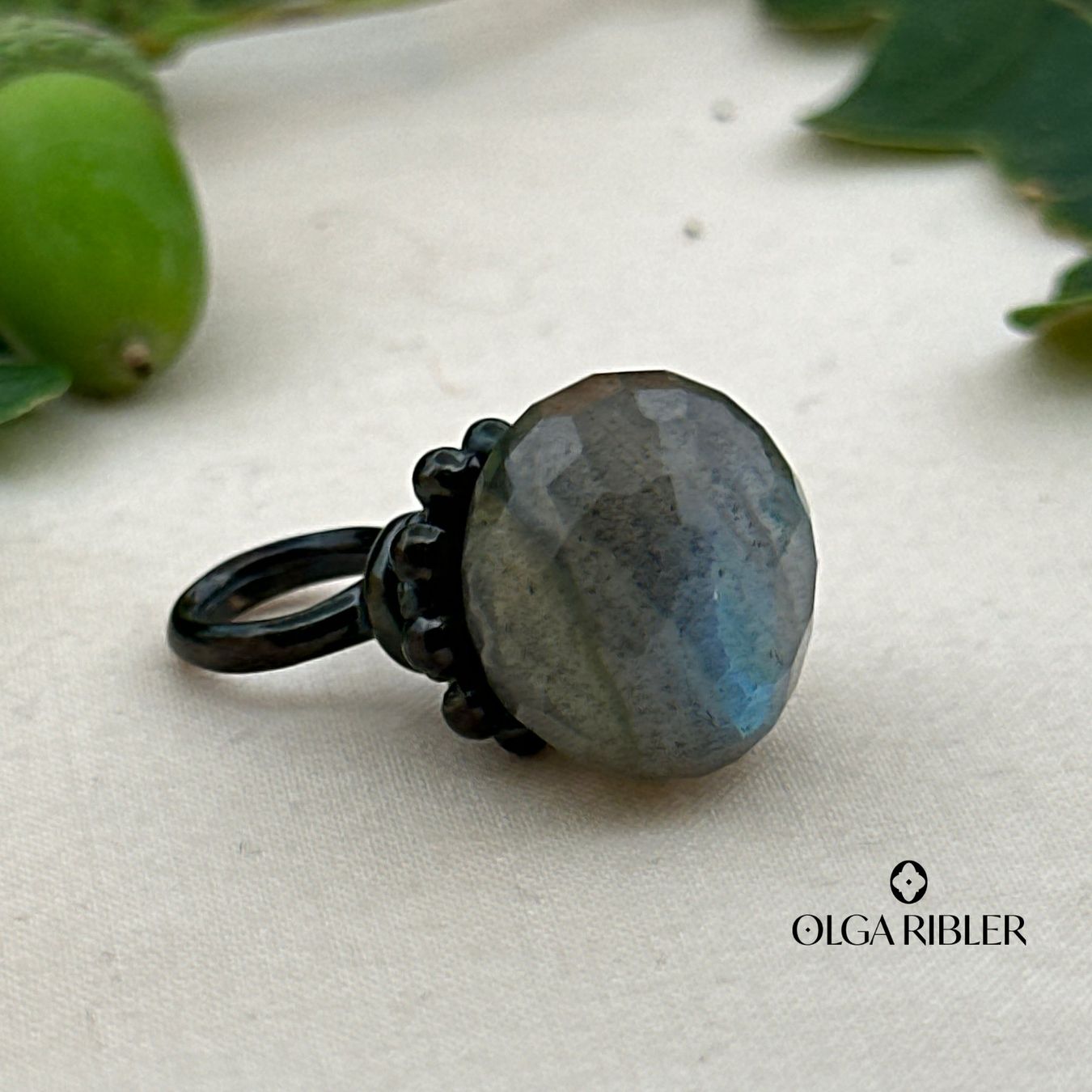 Olga Ribler Anhänger: Edelstahl Anhänger mit Labradorite - 14 mm – Neu (gemäss Beschreibung) aus Luzern von Schmuckoutlet 1