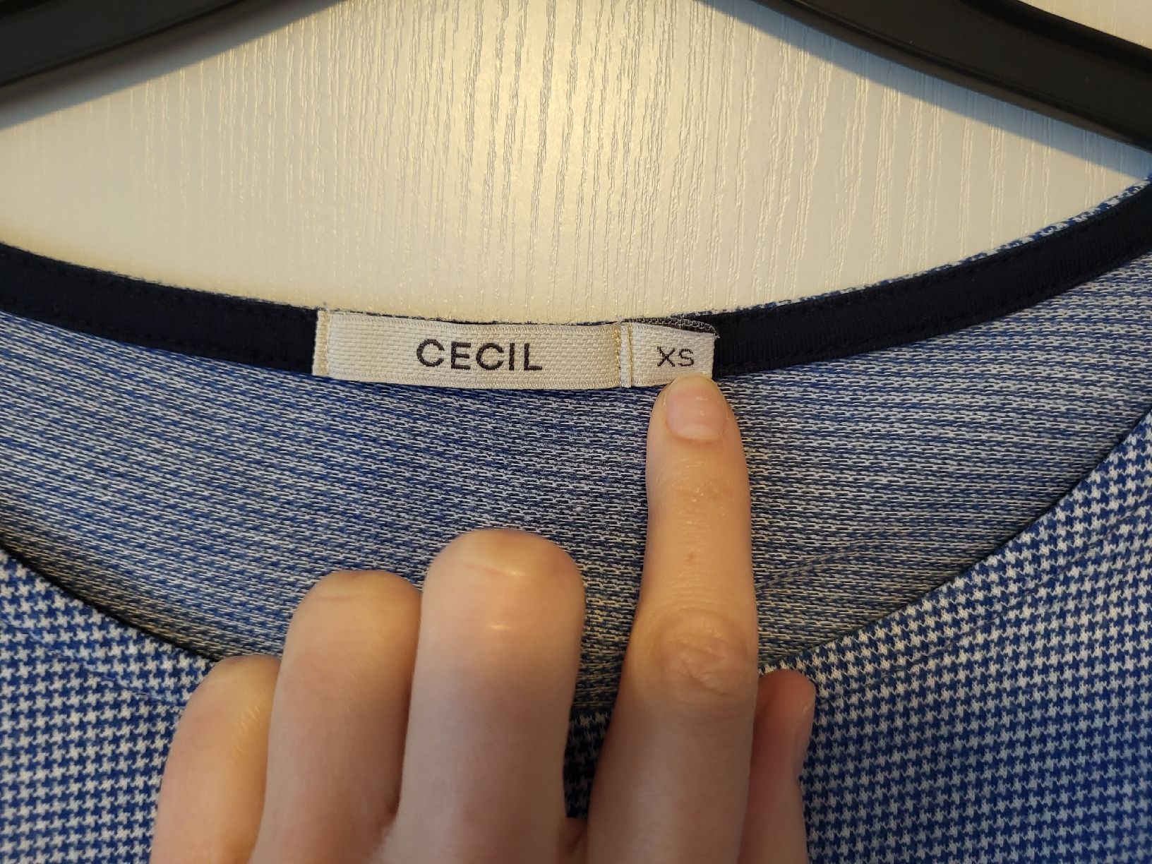Cecil T-Shirts: CECIL Shirt blau weiss Gr. XS – Gebraucht aus Zürich von Mada45 2