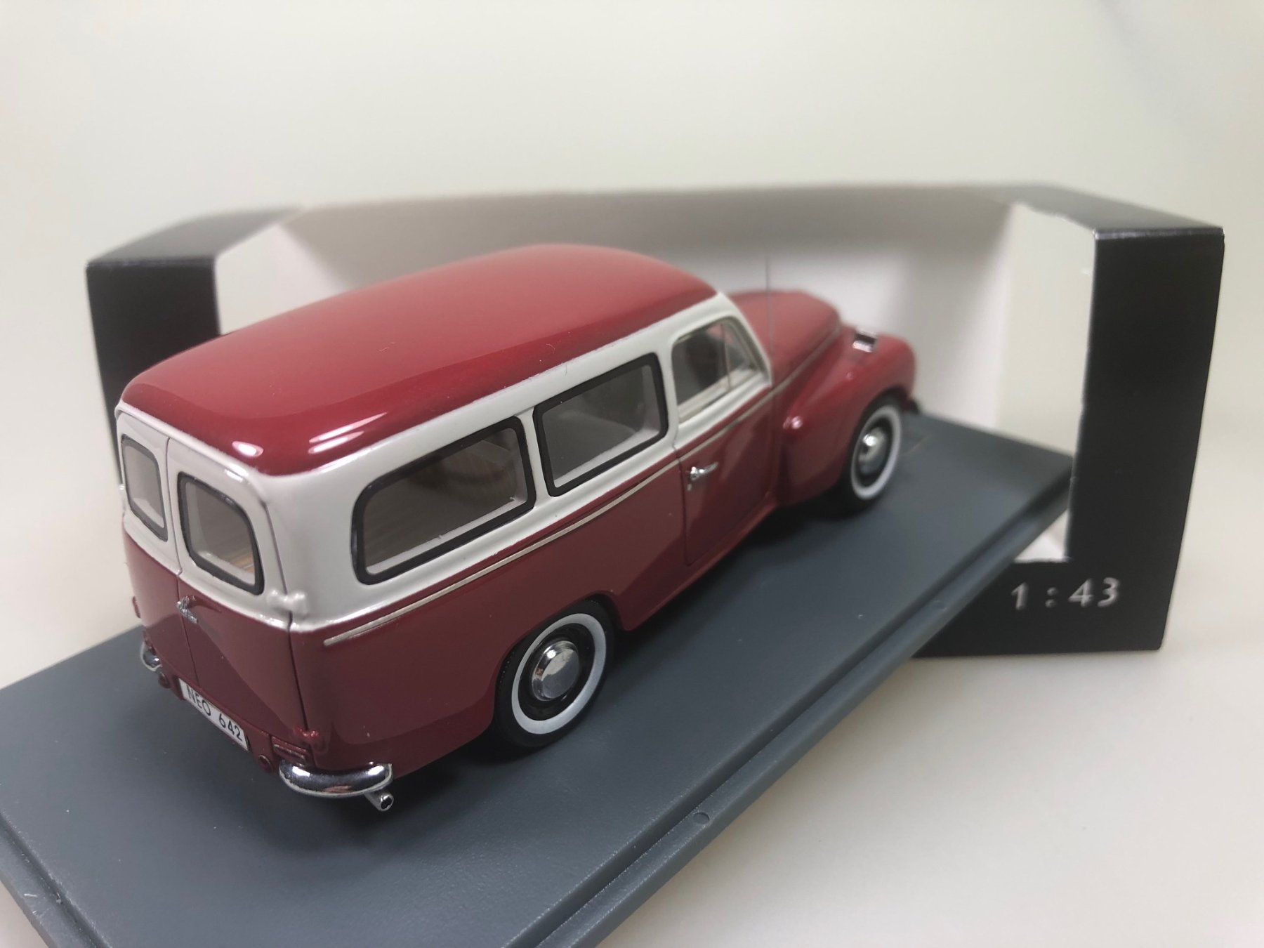 Volvo Modellini d'auto: Volvo PV445 - Neo - 1:43 – Difettoso da Widen venduto da Himan 1