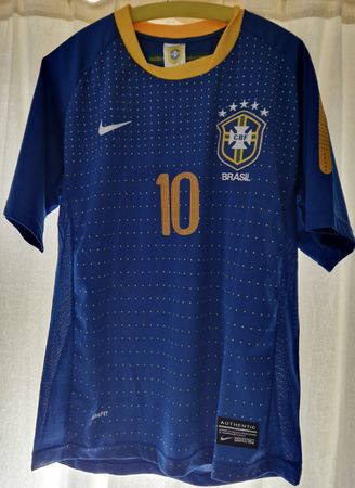Brasil Fussballtrikot Kaka 10 Gr. M Sommer 2014 Nike