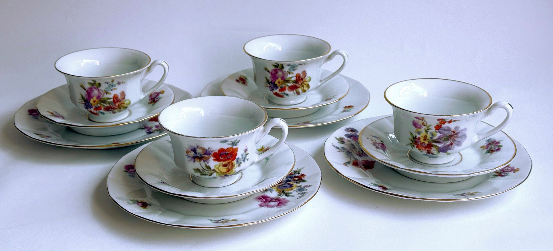 Fürstenberg Set di piatti: FÜRSTENBERG ¦ KAFFEE/TEE TASSEN & Untertassen***** – Usato da Dübendorf venduto da Smisbox