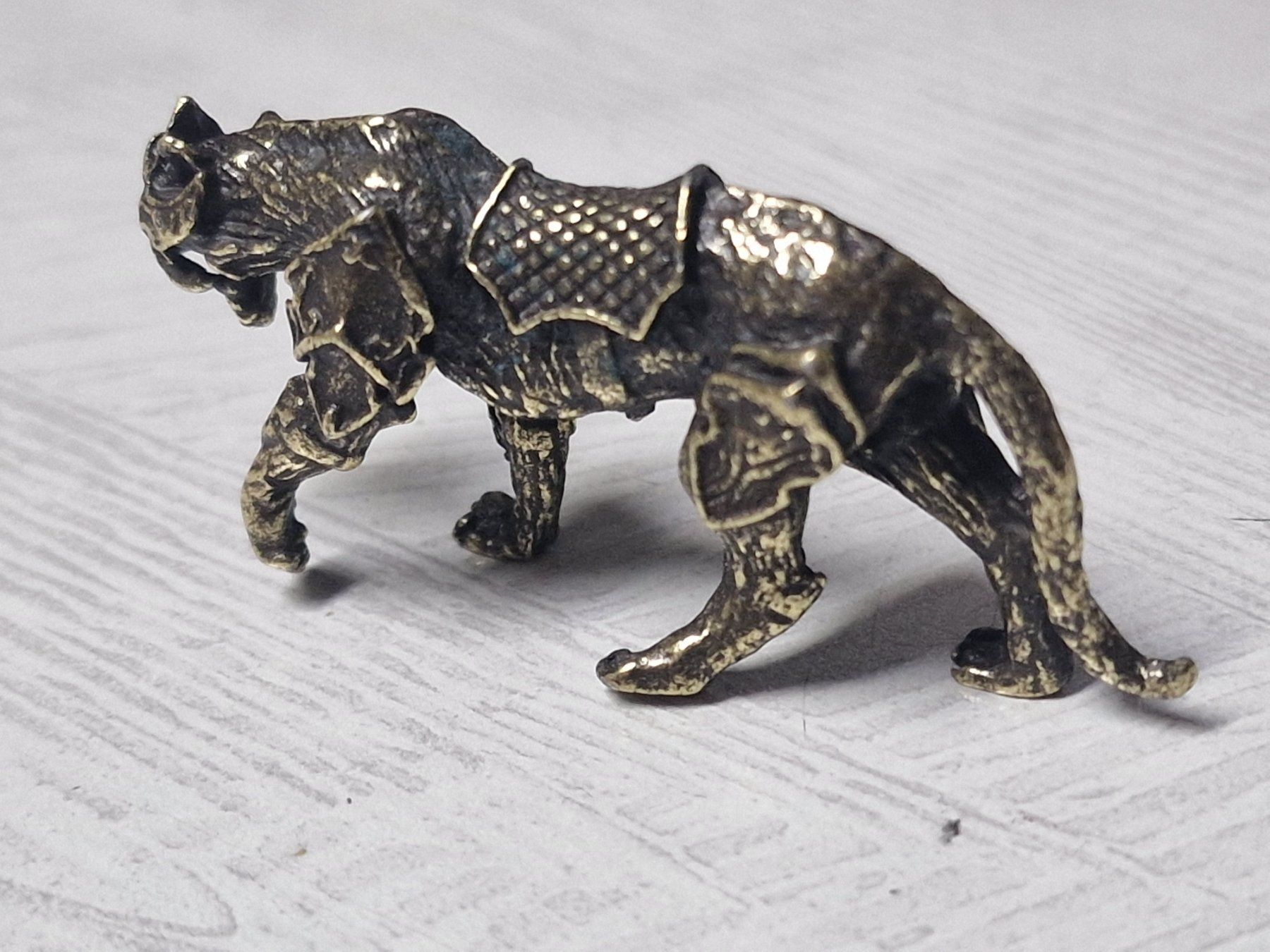 Statuette: Tiger aus Messing – Nuovo (secondo la descrizione) da Uerkheim venduto da Justi.y 4