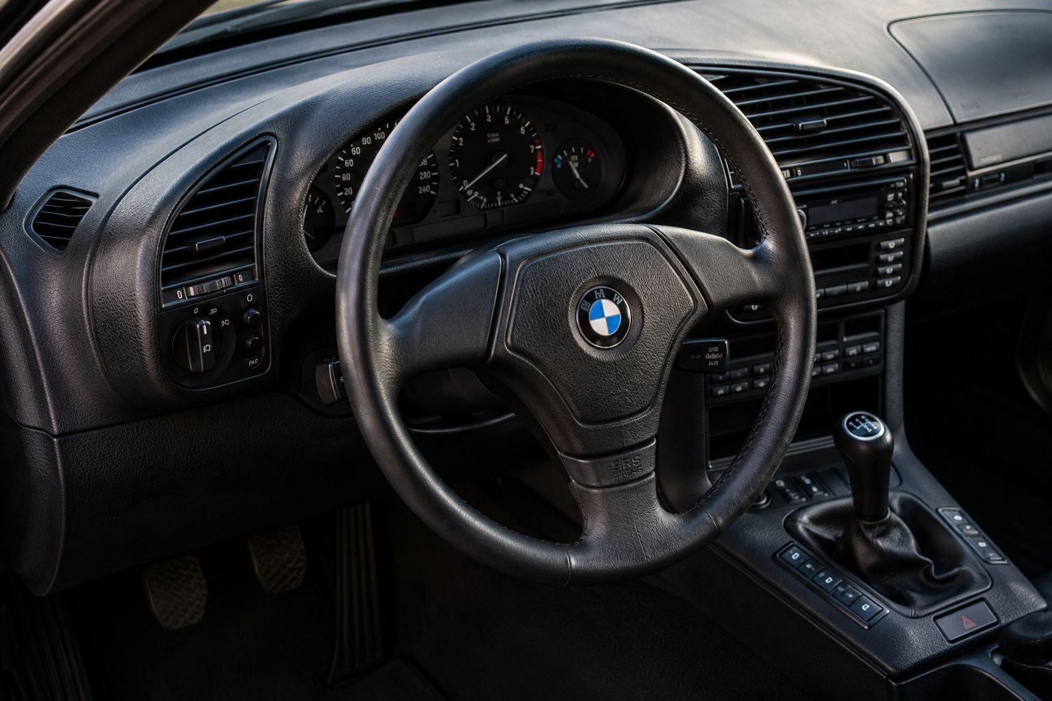 Automobili: BMW 328i E36 Touring – Usato da Reinach AG venduto da buerki90 5