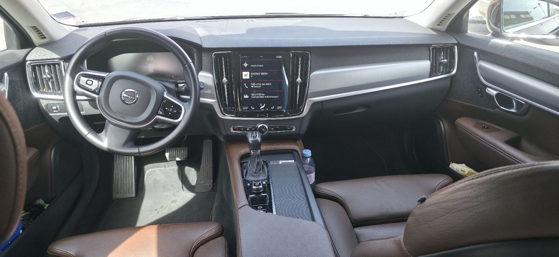 Volvo Automobili: Volvo V90 D4 – Usato da Rüfenacht BE venduto da adm_d5bz 4
