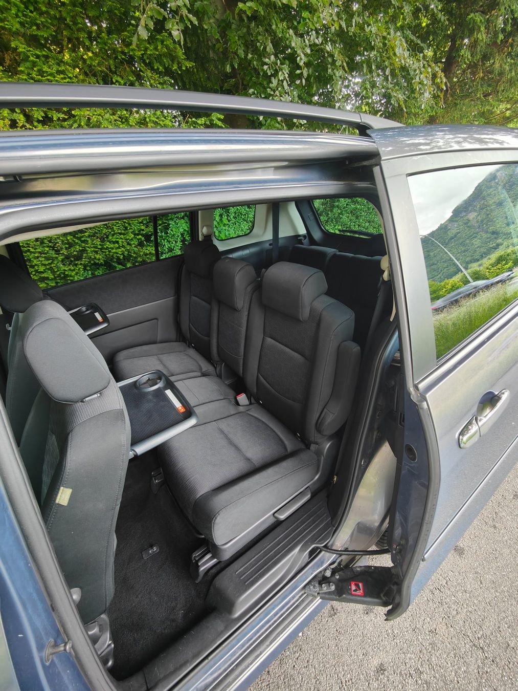 Mazda Automobili: Mazda 5, 2.0l,, 7-Plätzer – Usato da Arth venduto da rad_fql6 4