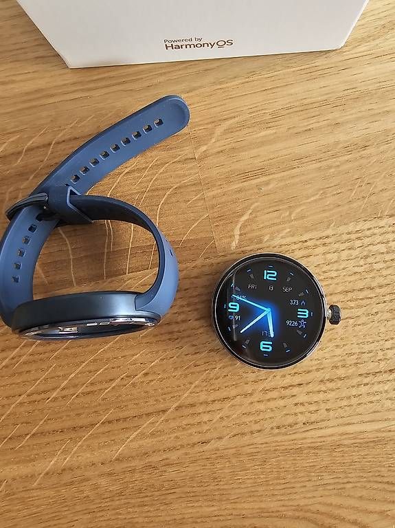 Smartwatch: À vendre Huawei Watch GT Cyber Original – Gebraucht aus Morges von Birriba 1
